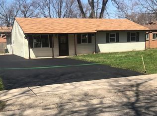 117 Queenswood Rd, Bolingbrook, IL 60440