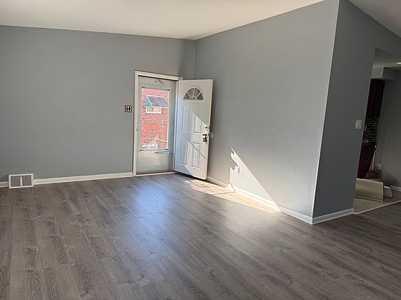 5th image of 93XX Hoff St Unit B