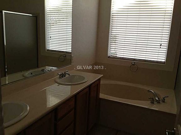 3rd image of 2565 N Olivia Heights Ave