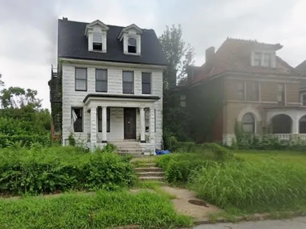 5136 Vernon Ave, Saint Louis, MO 63113