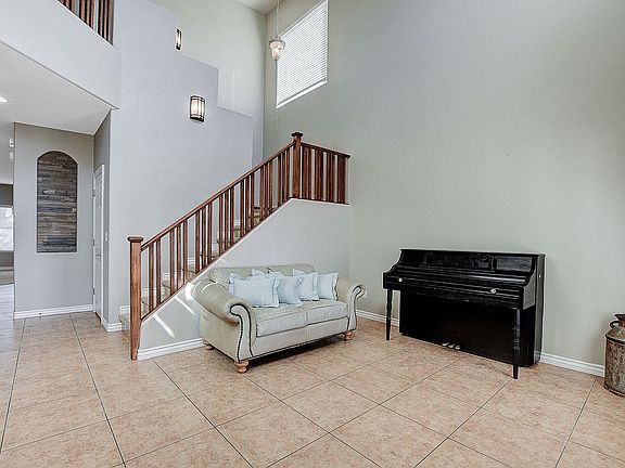 2nd image of 9504 Victory Garden Ave