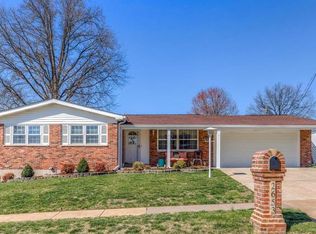 2653 Carousel Dr, Saint Louis, MO 63125