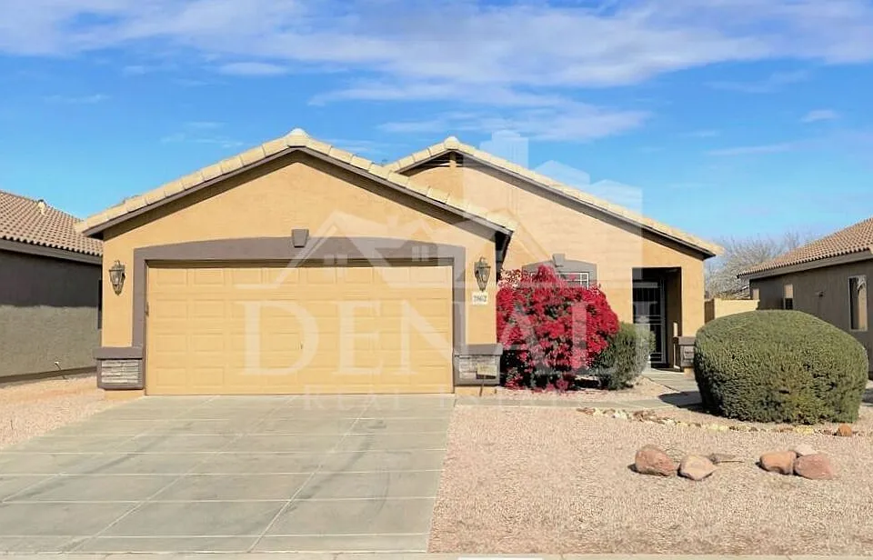2862 E Bagdad Rd