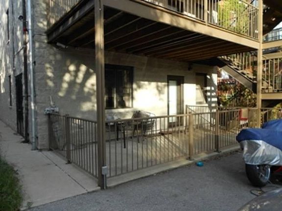 3rd image of 14 S Leavitt St #1