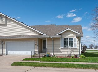 917 Robin Cir, Altoona, IA 50009