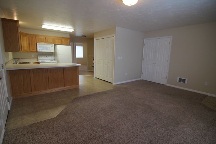 185 Stockham Blvd APT 2, Rigby, ID 83442 | Zillow