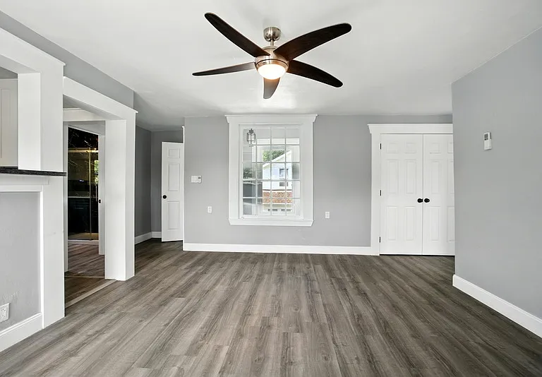 656 Florida Ave — Photo 16