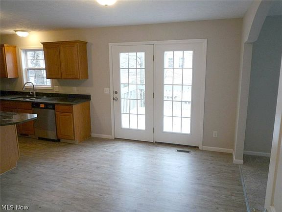 4th image of 4061 Bayberry Knoll Ln