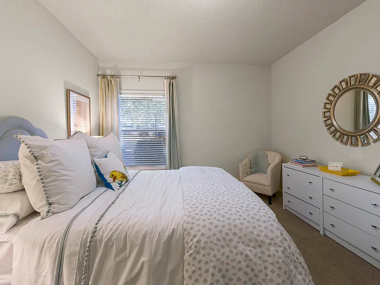 Cambridge Park Apartments — Photo 87