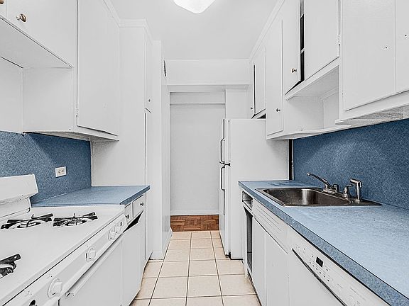 5th image of 3515 Henry Hudson Pkwy W APT 3D