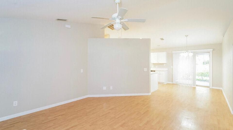 1st image of 2542 Parrot St #1
