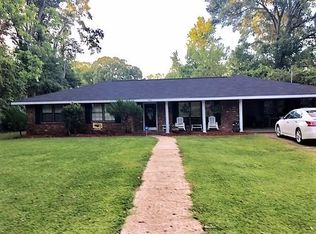 422 W Cherokee St, Centreville, MS 39631