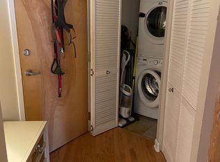 1330 W Monroe St APT 104, Chicago, IL 60607