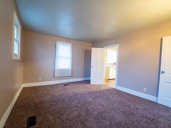 4th image of 212 W Wilkinson St