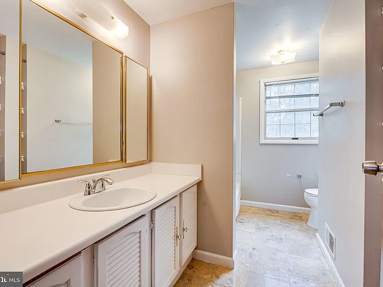3381 Monarch Ln — Photo 37