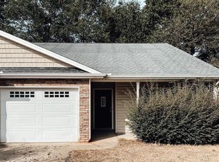 548 Seays Crest Dr, Inman, SC 29349