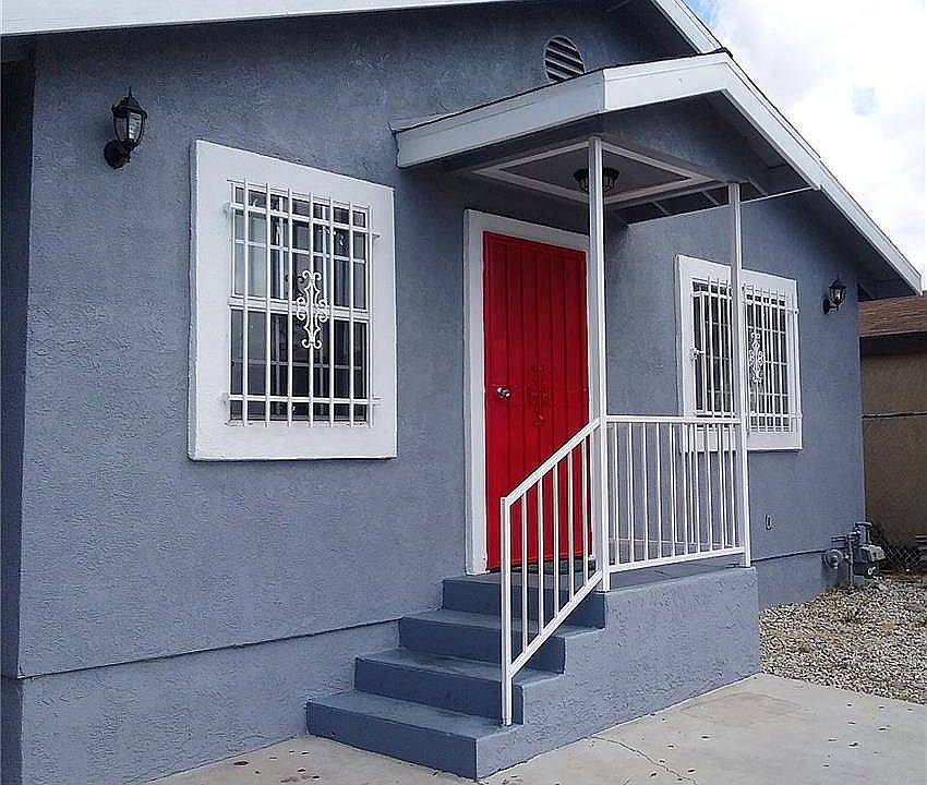 1st image of 1805 E 106th St