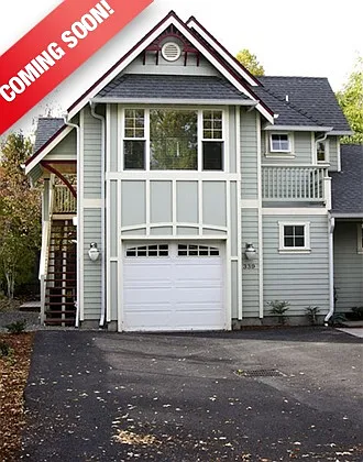 339 Avery St photo 1