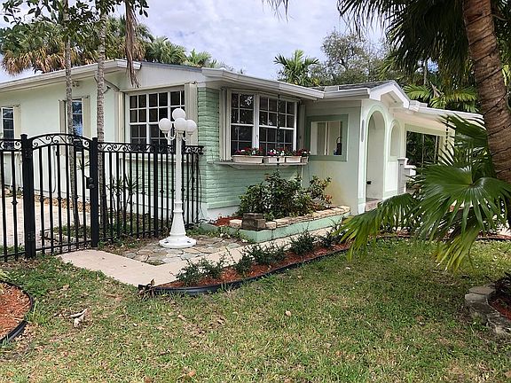 3rd image of 1171 Plover Ave