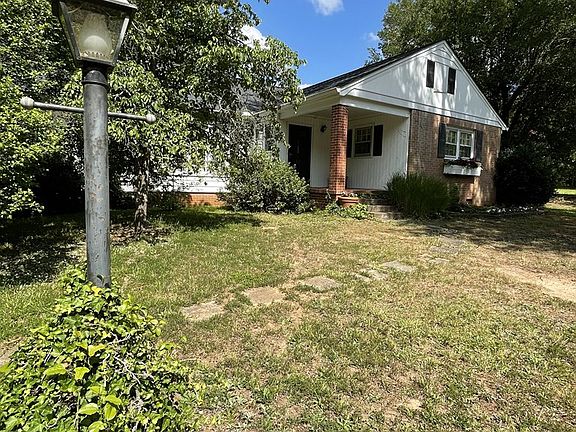 2nd image of 12 Abbeville St