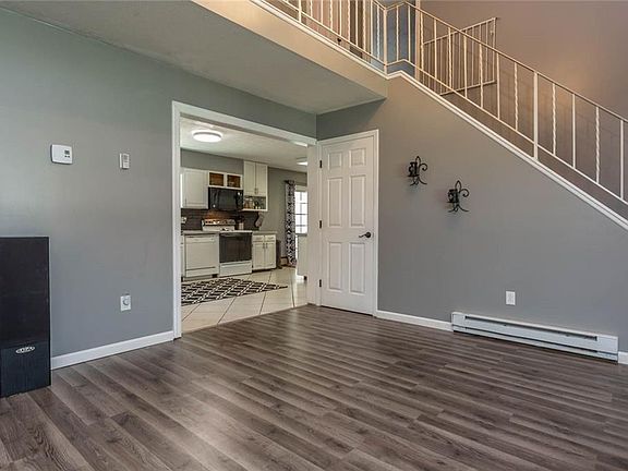 5th image of 149 Chesapeake Ct