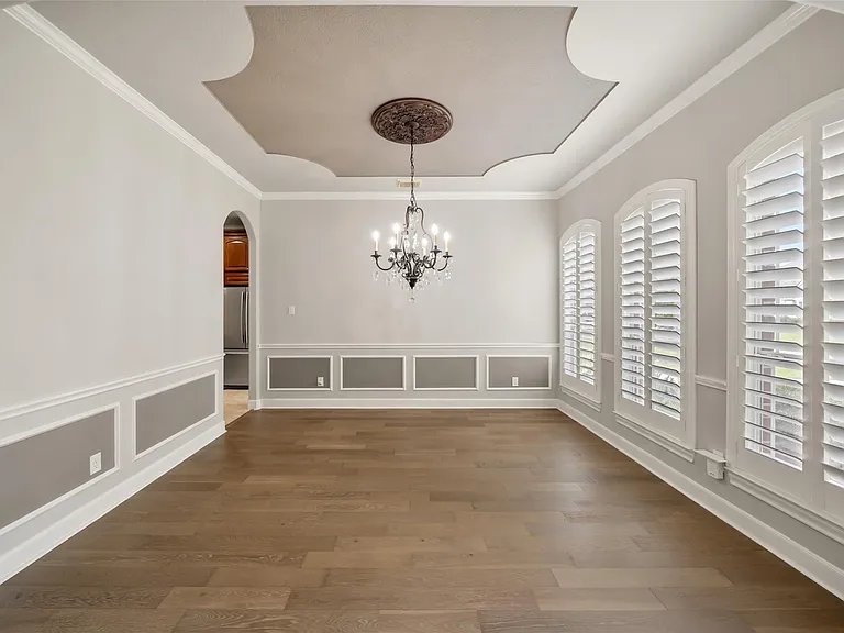 390 Wedgewood Dr — Photo 6