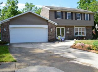 4214 Winding Way Dr, Fort Wayne, IN 46835