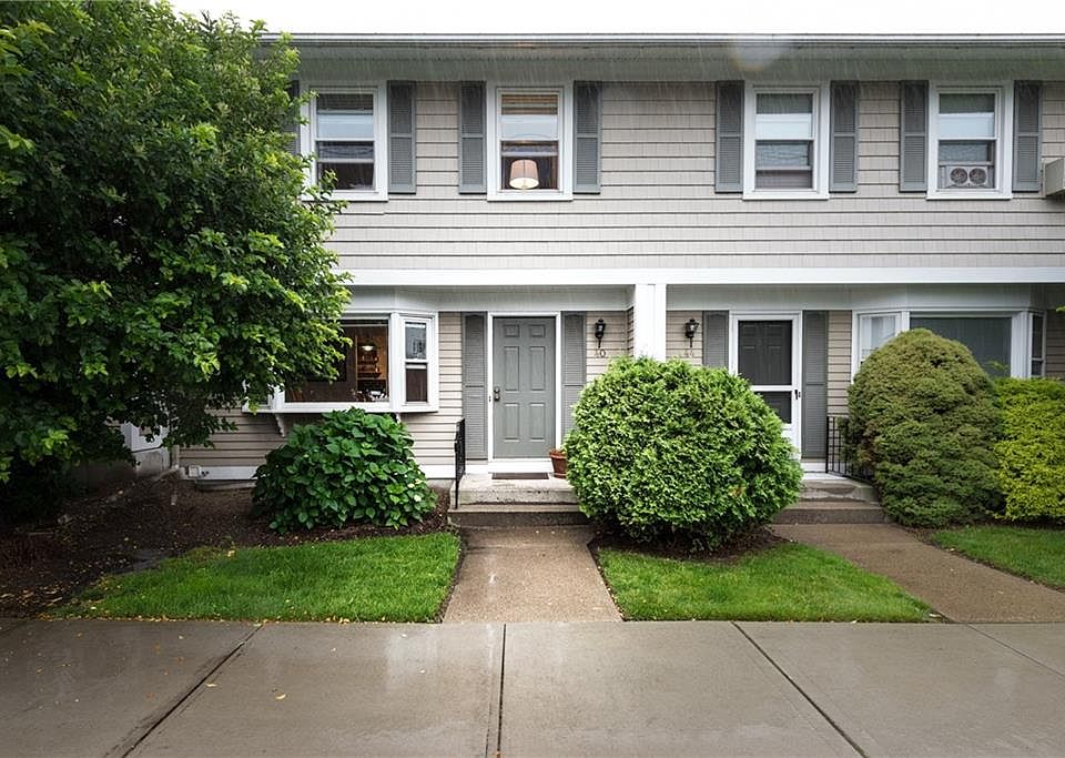 2nd image of 40 Newton St