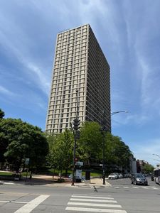 (Undisclosed Address), Chicago, IL, 60614