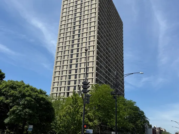 (undisclosed Address), Chicago, IL 60614