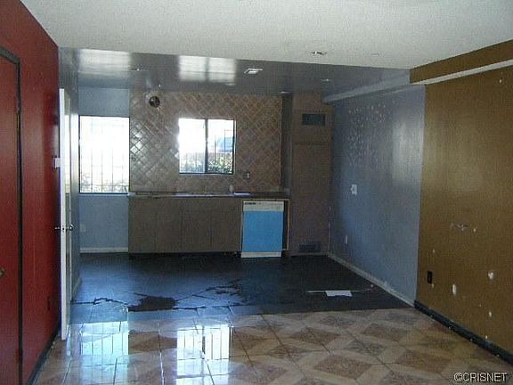 2nd image of 9834 Sepulveda Blvd Unit 106