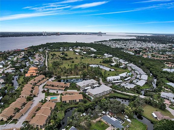 4th image of 15256 Riverbend BLVD #103