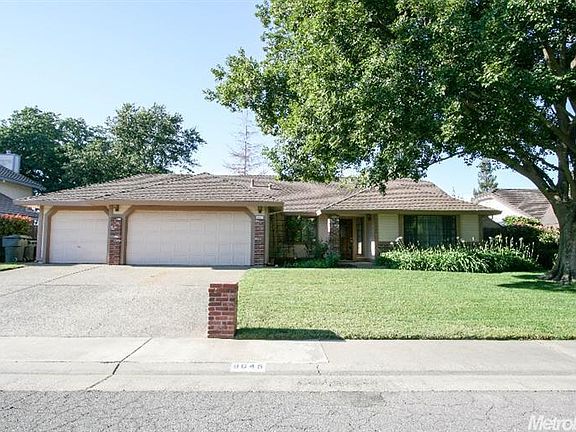2nd image of 8648 Briarbrook Cir