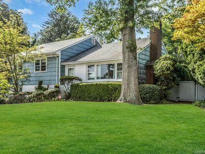 17 Church Street, Locust Valley, NY, 11560