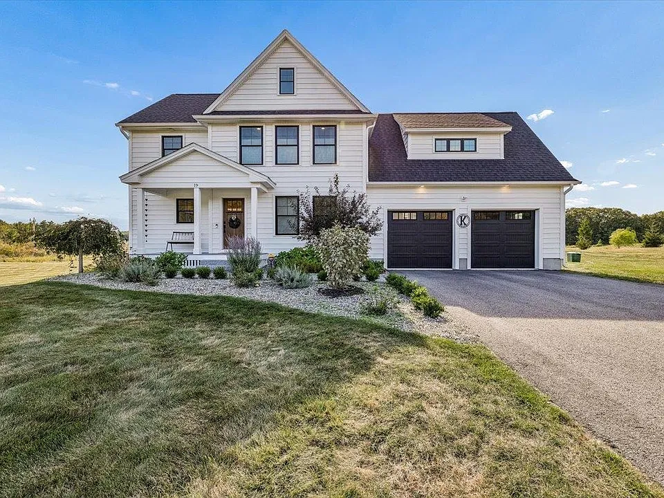 19 Seward Farm Ln