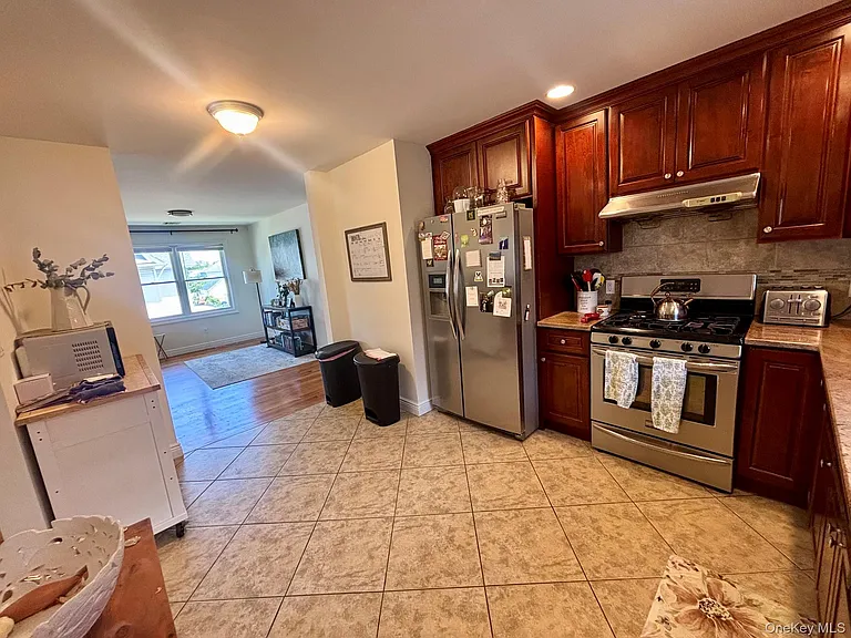 189 Jefferson Ave #2 — Photo 6