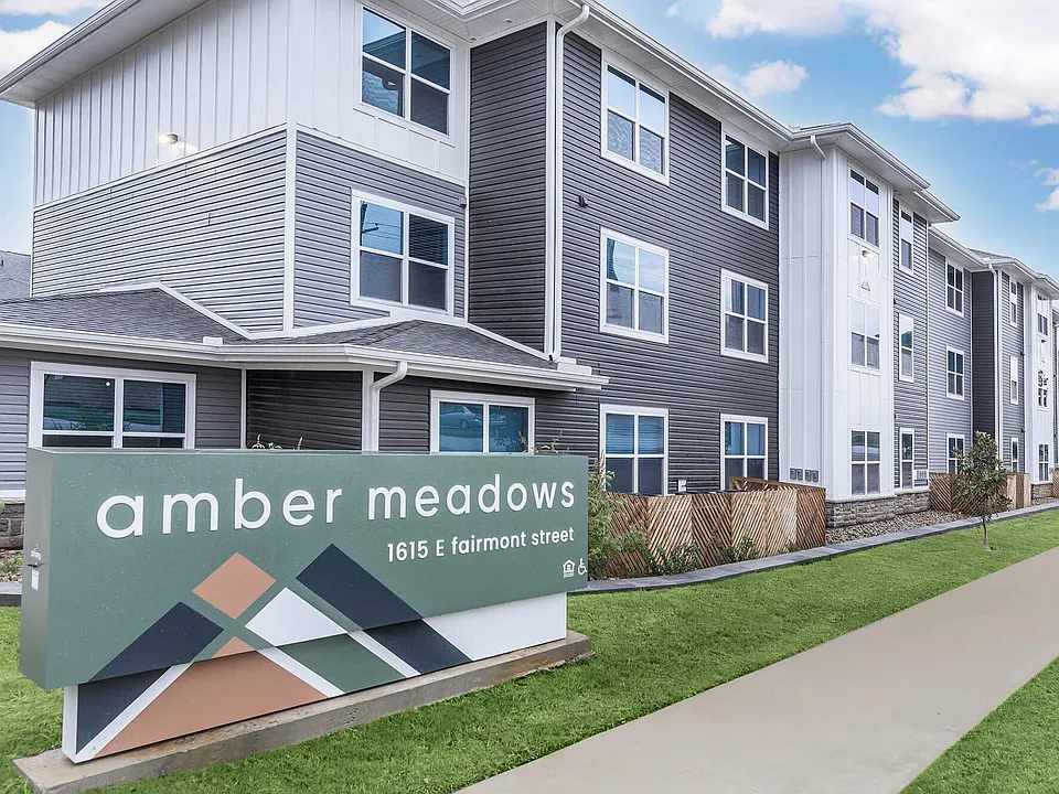 Amber Meadows