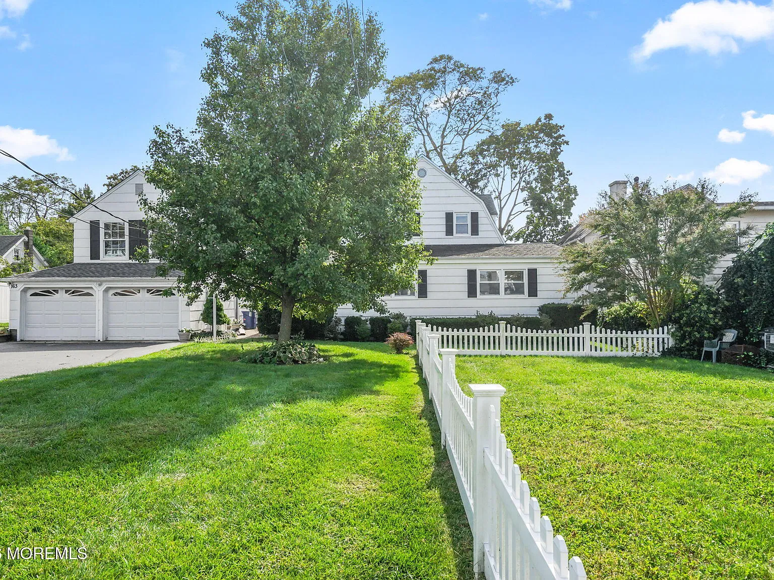 3 bed, 2.0 bath, $3,850 — Photo 2