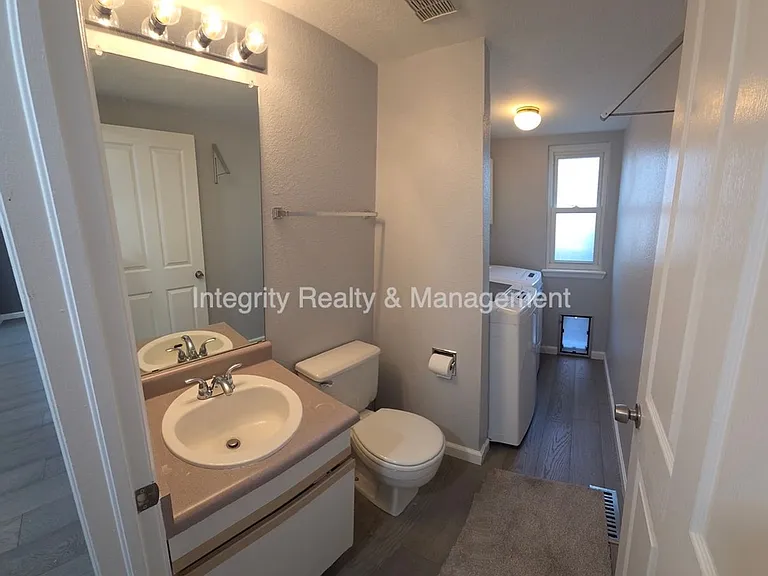 5056 Weeping Willow Cir — Photo 14