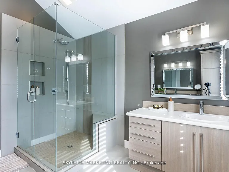 536 Juliana Dr — Photo 24