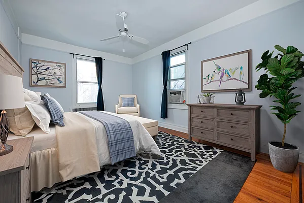 Sold by 718 Realty Inc | media 21