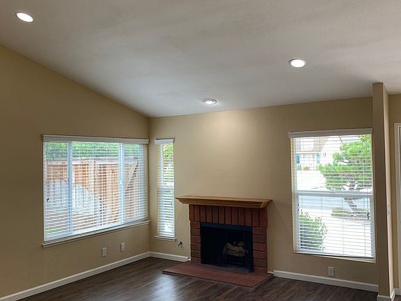 2nd image of 15171 Normandie Ave