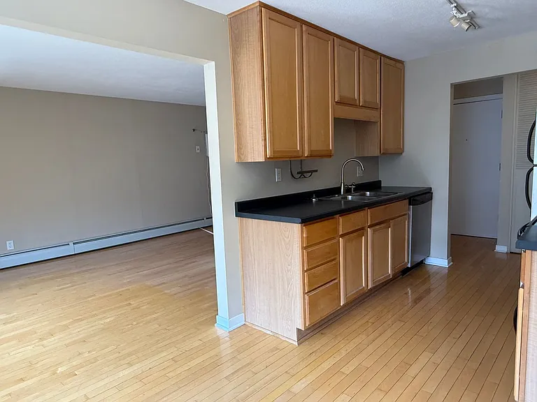 1770 Bryant Ave S #217 — Photo 10
