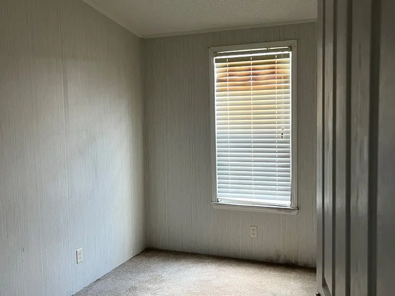 Unit Photo