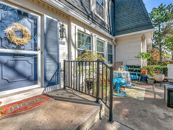 5th image of 22013 Shorepointe Ln