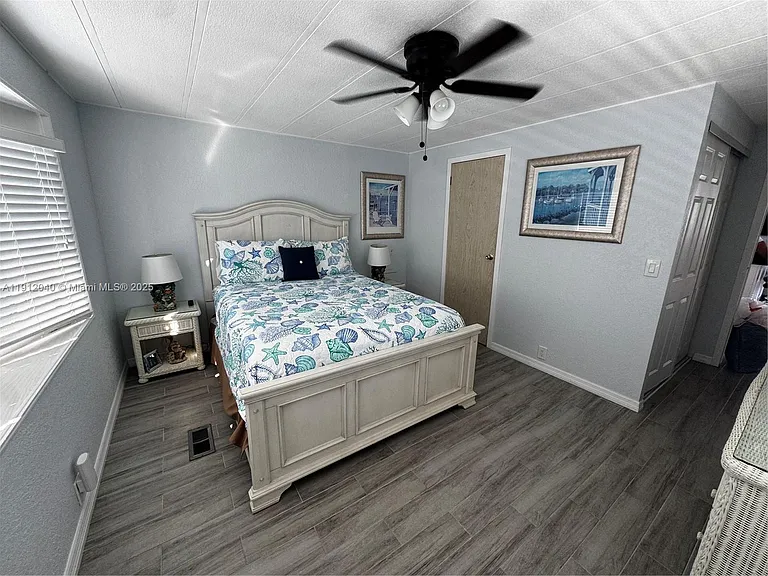 228 Orchid St — Photo 19