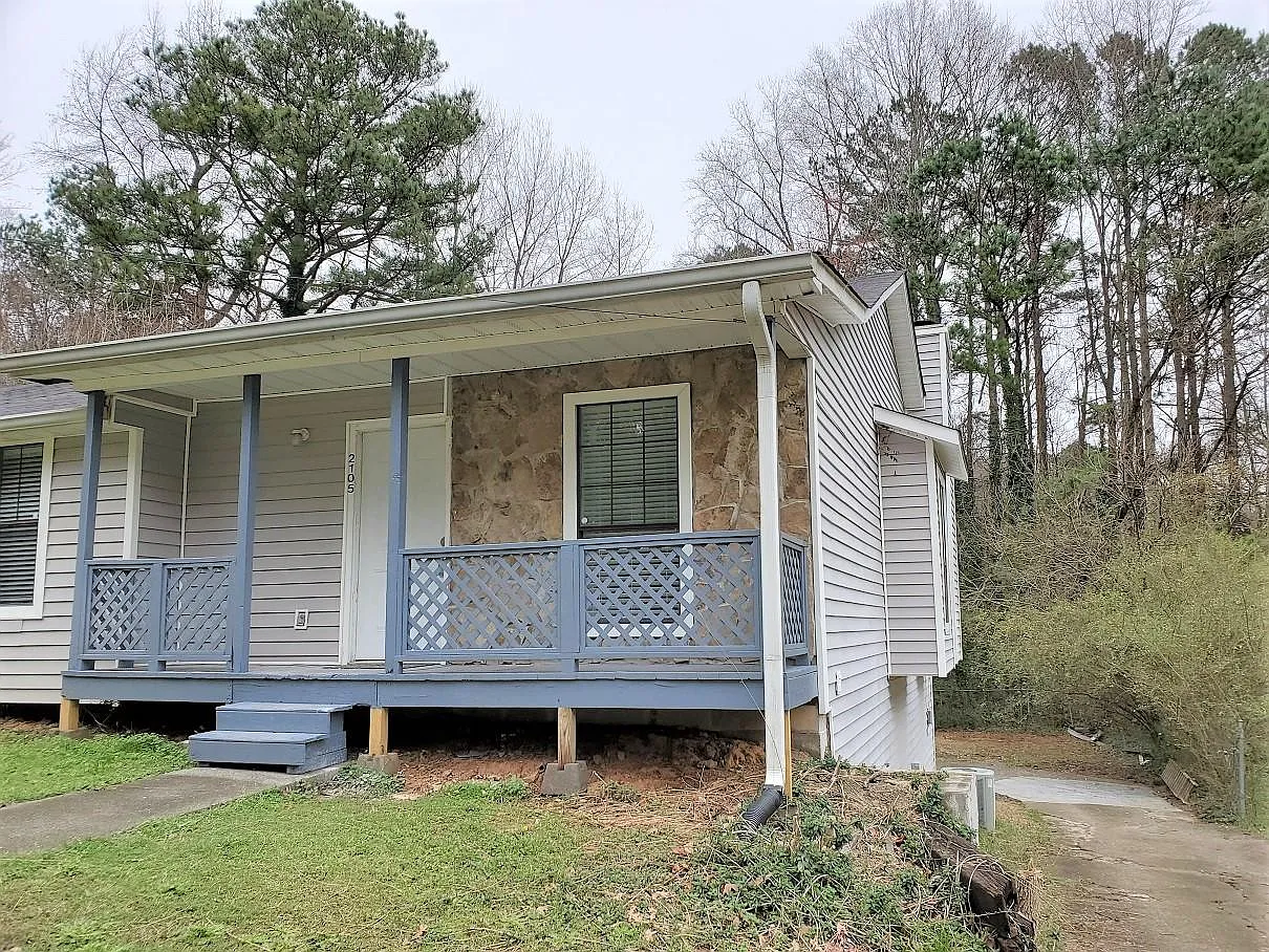 2 bed, 1178 sqft, $2,000 — Photo 1