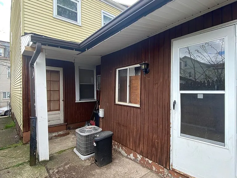 4723 Lorigan St — Photo 11