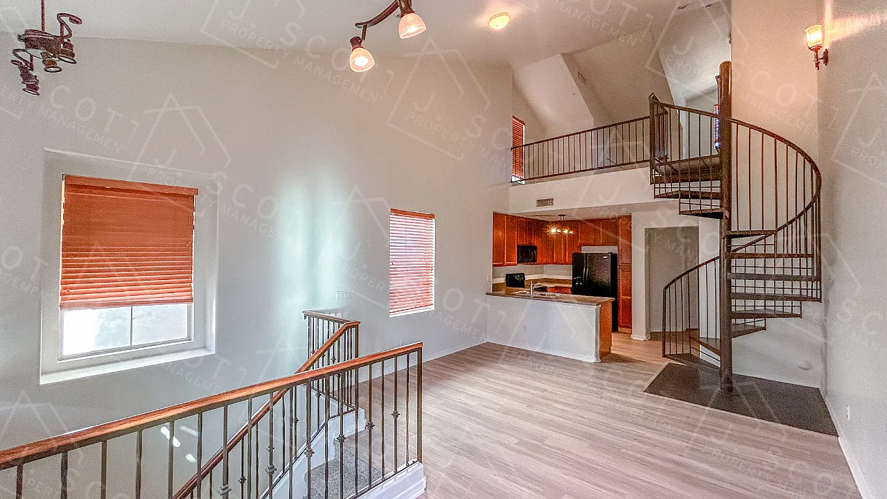 746 North Laguna Drive - 1 — Photo 1