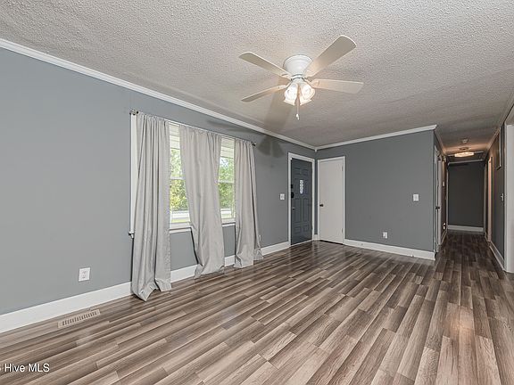 5th image of 69 Sanders Drive